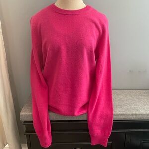 Vibrant Pink 100% Cashmere Crew Sweater for Women